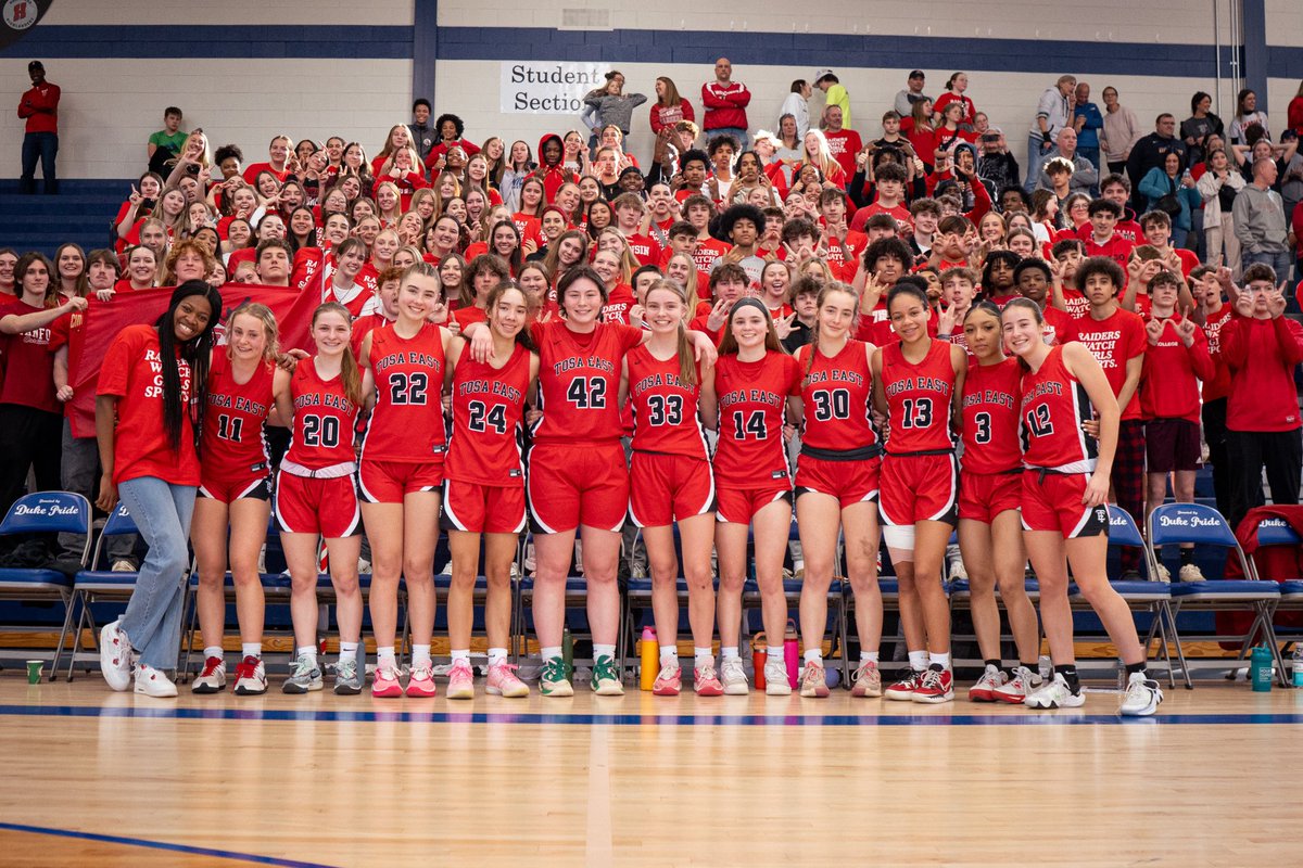 TosaEastGBB's tweet image. 23-24 Season Recap:

⚔️ 23-6
⚔️ 1st State Appearance since 1981 
⚔️ Back-to-Back Regional Champs
⚔️ #1 Regional Seed
⚔️ 4 Wins vs Top 10 teams
⚔️ Top 10 Rank

+ many team &amp;amp; ind. records broken. Thank you seniors! 

Pretty good for starting the season unranked! TE is on the map📍