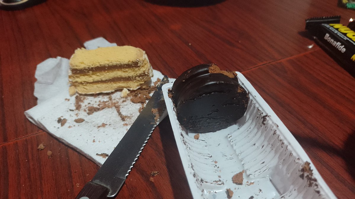 AlexBondi2's tweet photo. @RubenSinkovsky @luispineyro @popradio1015 #MENUPOP BUEN DÍA JEFE BOLALOCA, PUDO DESCANSAR BIEN? @luispineyro @popradio1015 EN QUÉ ANDA #LABARRAPOP? https://t.co/ACgE366y9o