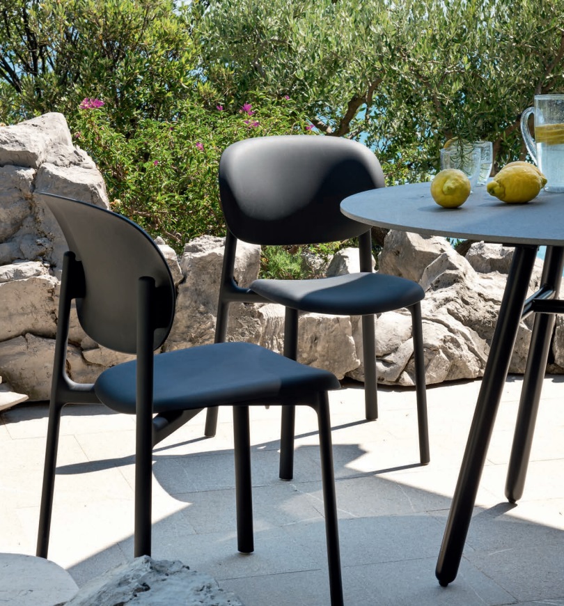 StudioYDesign offers a variety of outdoor living products from well-known brands like EQ3 and Connubia. Transform your outdoor gathering space with the perfect furniture from StudioYDesign, whether you're hosting outdoor events or simply enjoying meals. #outdoors #furniture #yyj