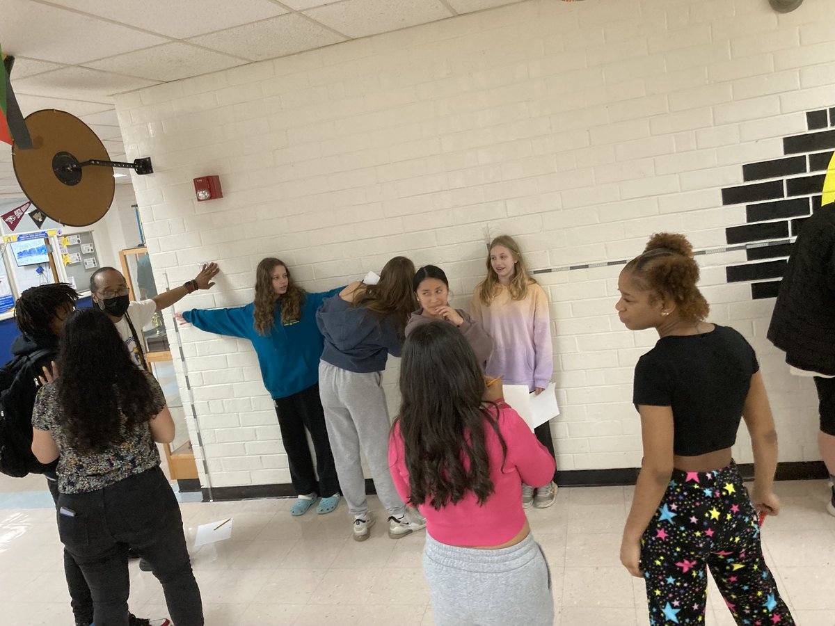 wyork_2015's tweet image. Mathin' it up in the hallway @CulbrethCougars! Rojas and Dudley's class kicked off a data unit with a Desmos activity.  Students measured their height/wingspan.  Data was collected and recorded on a dot plot and a scatter plot. Great conversations!
This is Us. This is Culbreth