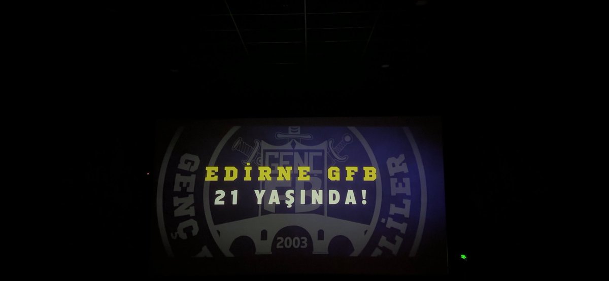 🔥 Saat 21.00’de 21. Yıl videomuz yayında!

Zaferin Rengi filmi öncesinde Edirne Erasta AVM Cinemarine’de yayınlanan 21. Yıl özel videomuz bu akşam sizlerle…

#EdirneGençFenerbahçeliler