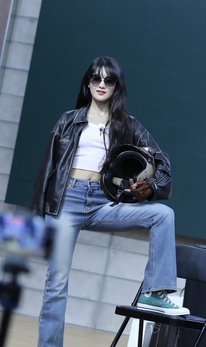 240309 #MINNIE #민니

Cr.docdon_2
m.weibo.cn/7798465345/501…