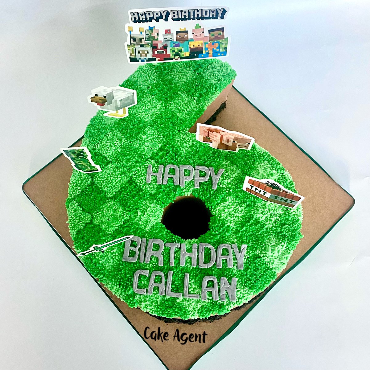 CakeAgent_'s tweet photo. Another #minecraftcake #6thbirthdaycake #6thbirthday #gamercake #minecraft #cakeagent https://t.co/I8OCVcog5p