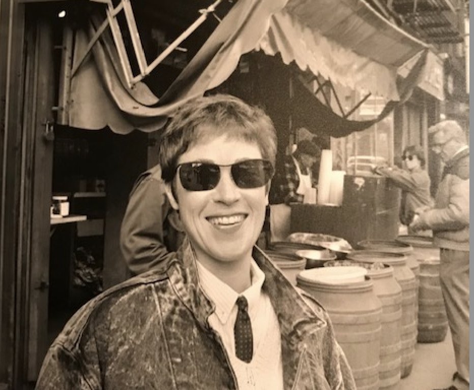 CROSSING DELANCEY screening and origin story! <a href="/NewPlazaCinema/">New Plaza Cinema</a> Noon Sunday March 10 ~ Screenwriter/playwright Susan Sandler chatting with the delightful Jenny Slate about the journey of her highly auto-biographical film! #WomensHistoryMonth