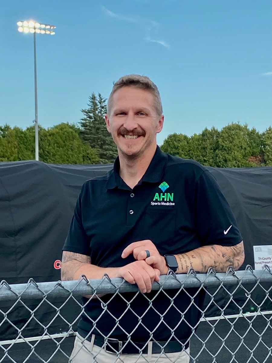 AHNSportsMed's tweet photo. Athletic Trainer Spotlight: Keith Webber works with the women’s soccer, basketball and softball teams of @GUKnights. A graduate of Edinboro &amp; Gannon Keith enjoys woodworking, disc golf &amp; trail running in his free time. Thank you for all you do Keith! #NATAM https://t.co/cOf3wruUcI