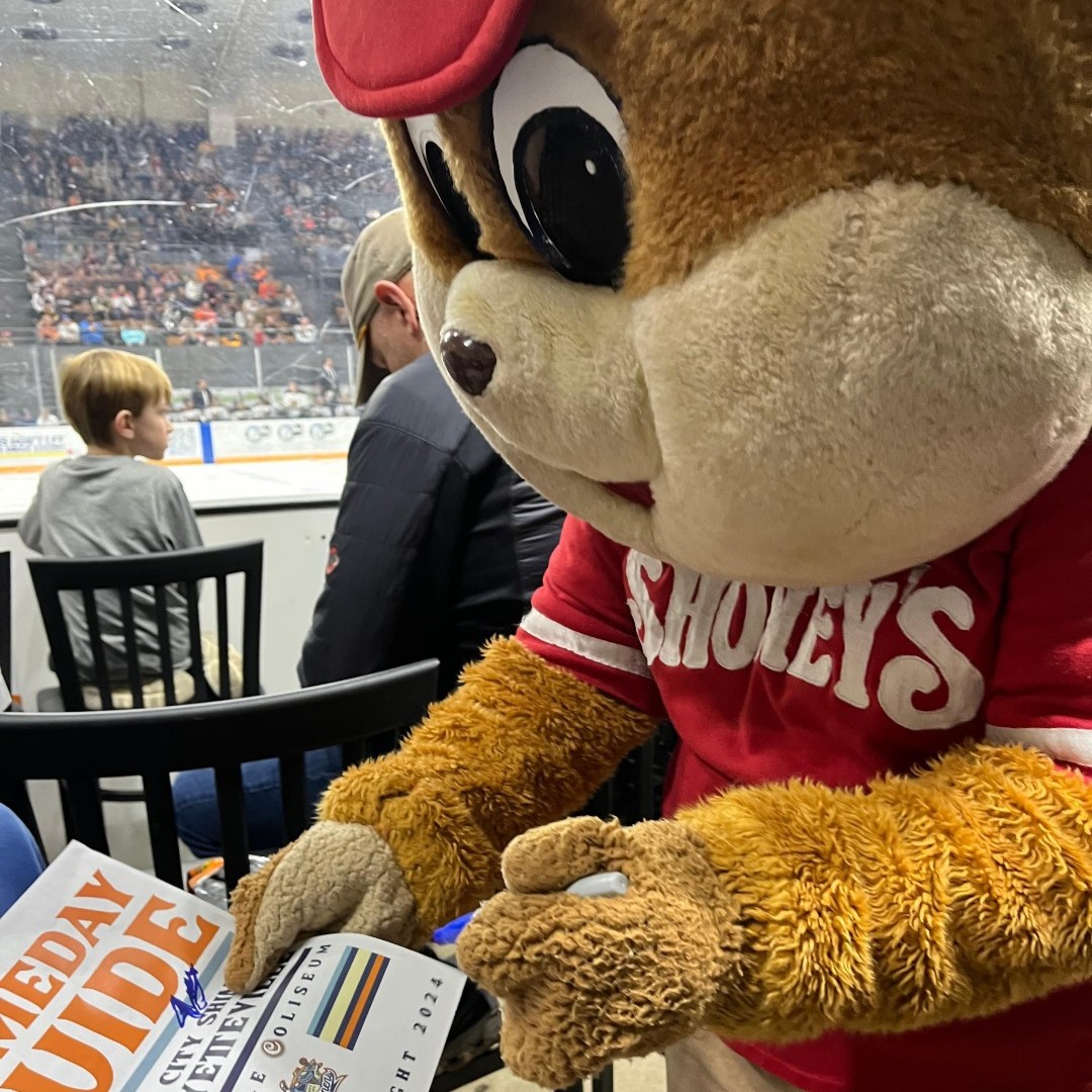 Get your autograph from the one and only, SHONEY BEAR, tonight at The Knoxville Ice Bears game!!! The puck drops at 7:35 pm at The Knoxville Civic Coliseum!  #ShoneyBear #KnoxvilleIceBears #HockeyGame #GameNight #KnoxvilleTN