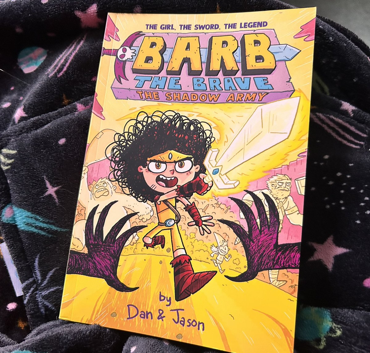 BookSuperhero2's tweet photo. @KateHeap1 @theLucyStrange I’m reading #BarbTheBrave by #DanAbdo & #JasonPatterson 💀 #WhatAreYouReading? https://t.co/l5sMDnuanO