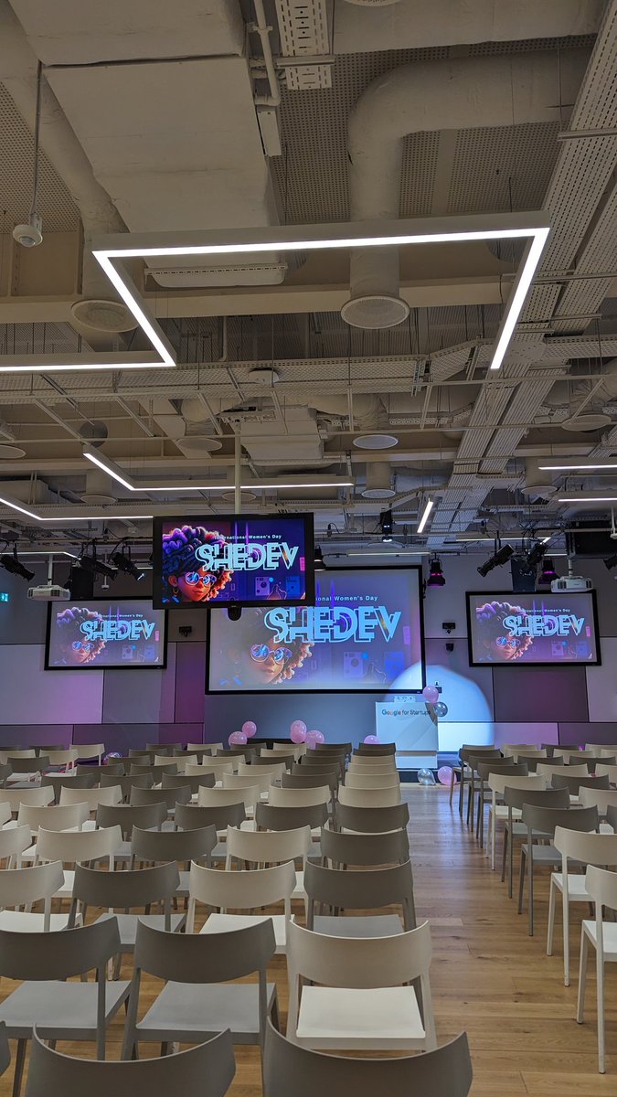 hannah_omu's tweet photo. I'm looking forward to an amazing day here with other women in tech at @gdgwarszawa
#IWD2024
#shedev https://t.co/wgdzXJq4gw
