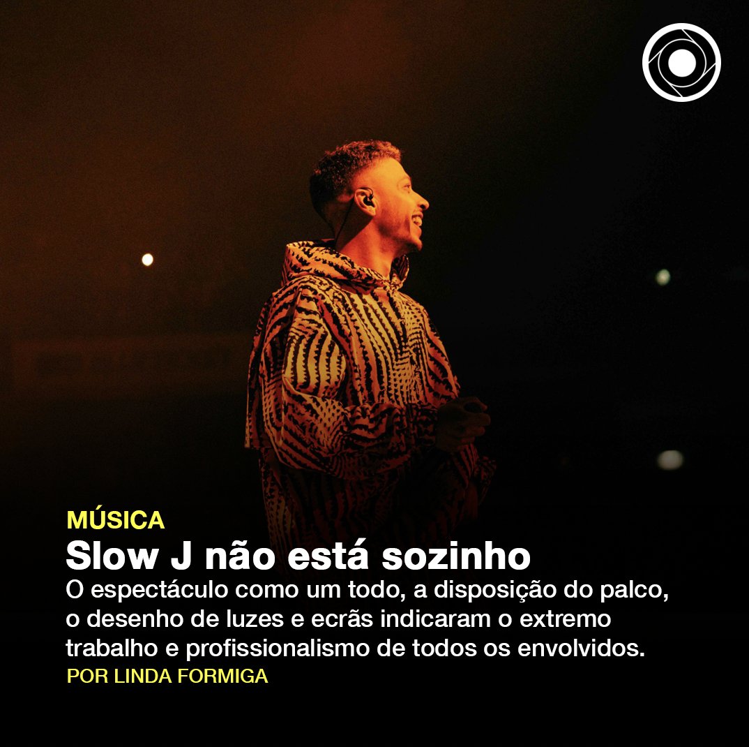comculturaearte's tweet photo. "Quando falámos em Dezembro, a propósito do lançamento de Afro Fado, Slow J disse-nos que o concerto na MEO Arena seria “uma arruaça, uma celebração” de um trabalho longo e duro. Na altura, estava previsto haver um só concerto, a 8 de Março, mas a incrível recepção do disco e alguma (leia-se muita) frustração de quem não conseguiu bilhete, levou a que fosse aberta outra data, no dia anterior, que esgotou igualmente. Restava-nos esperar pela arruaça prometida, e pelo que vimos no primeiro dos dois concertos, a promessa foi mais do que cumprida."

Lê aqui o texto completo: https://t.co/CBJi7fVm3F
