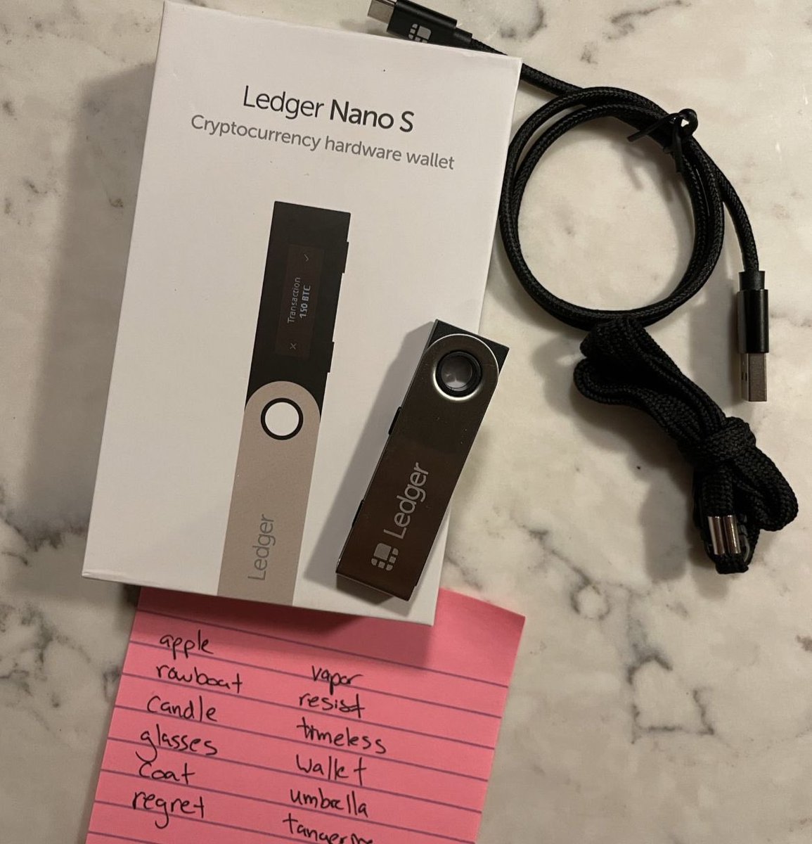 Finally got myself a Ledger to keep my 15 Bitcoin safe. About time. 🙏