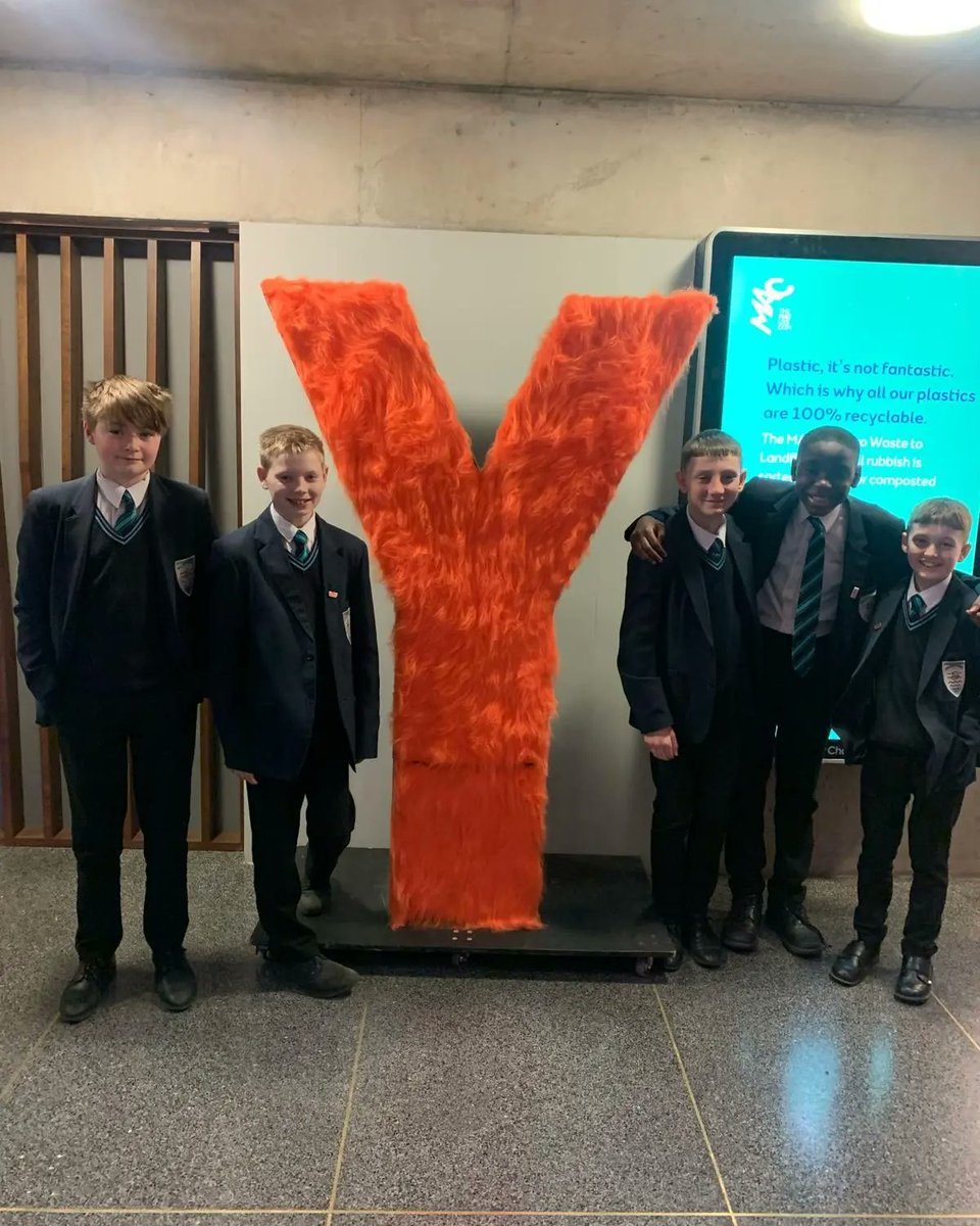 MaloneCollege's tweet photo. Yesterday, year 9's were treated to an outstanding performance of ‘I… Um I’ at the MAC Theatre as part of The Belfast Children’s Festival. Thank you to @Young_at_Art  for organising!  What a fun way to end the week! @MaloneEnglish https://t.co/HyQEsXKH7P