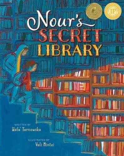 Drumroll 🥁 🥁🥁🥁🥁🥁🥁🥁 We’ve just published our 2000th book review! Nour’s Secret Library by @wafatarnowska and Vali Mintzi from @BarefootBooks inspired by a true story, ‘about hope, imagination and resilience’. A wonderful review by Eve Bearne here: justimagine.co.uk/childrens-book…