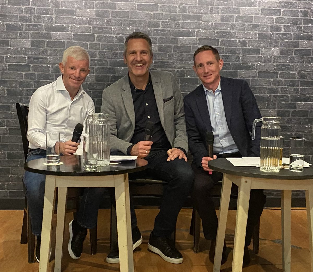 SimonMapletoft's tweet photo. Fantastic night celebrating the illustrious career of my good friend @Paul_Hanagan with the brilliant Franny Norton in Paul’s home town Warrington, raising money for @Rob7Burrow @thegoodracingco #robburrow #burrow7 #horseracing #thegoodracingco 🏇🏉💙💛 https://t.co/p2A7ll5gkg