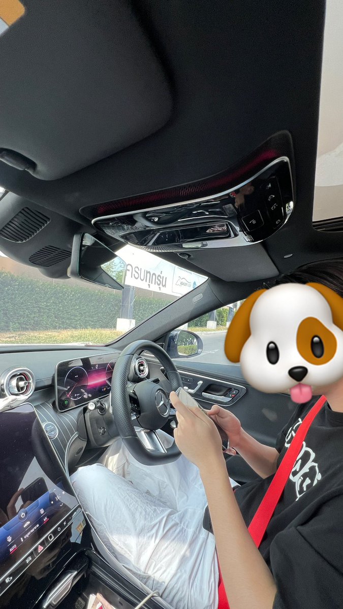 winny_thanawin's tweet photo. นายเป็นใคร? https://t.co/eE04QJ96Fh