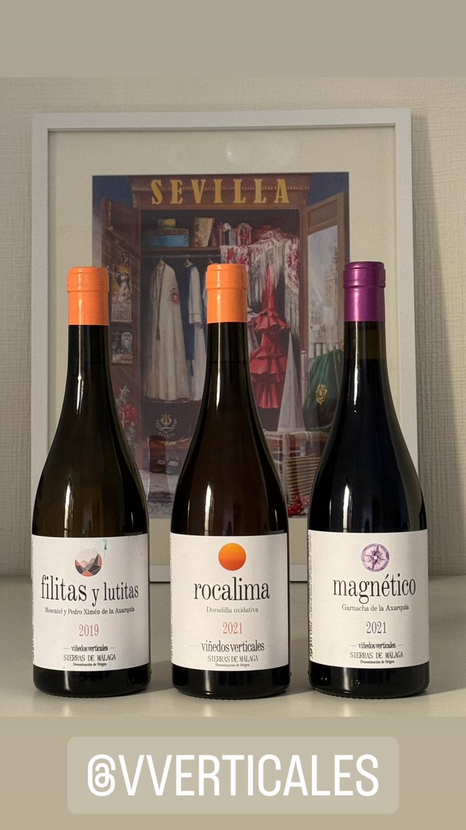 Special delivery from <a href="/VVerticales/">Viñedos Verticales</a>!🍷🥂
Can’t wait to try the latest in the Viñedos Verticales range: Rocalima from the only Doradilla vineyard planted in Axarquía. Thanks Vicente! 😘
#wine #azaharwine #axarquia #malagawine