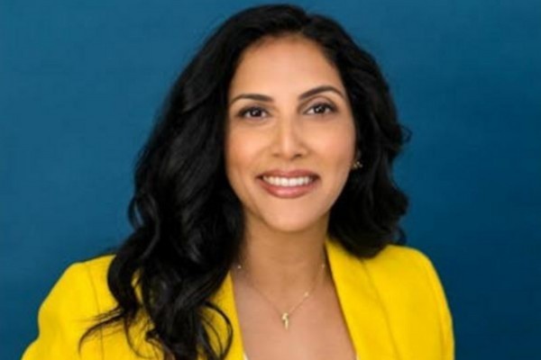 San Francisco's healthcare platform, RadiantGraph, welcomes Dr. Geeta Nayyar as its inaugural Chief Medical Officer.

Tap to know more newindiaabroad.com/news/radiantgr…

#RadiantGraph #IndianAmerican #Salesforce #healthcaresector #AI #IndiaAbroad #NewIndiaabroad @drgnayyar @RadiantGraph