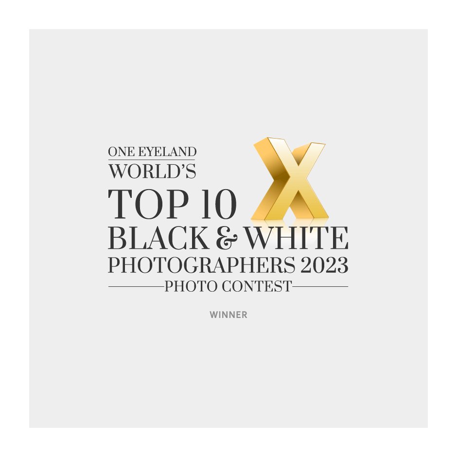 Wonderful news from the WORLD'S TOP 10 B&W 2023 Awards. Two winners with 'One Of Those Nights' and 'Face To Face 2'. What a year! 🥳🎉 #patrickemsphotography #fineartphotography #noaiart