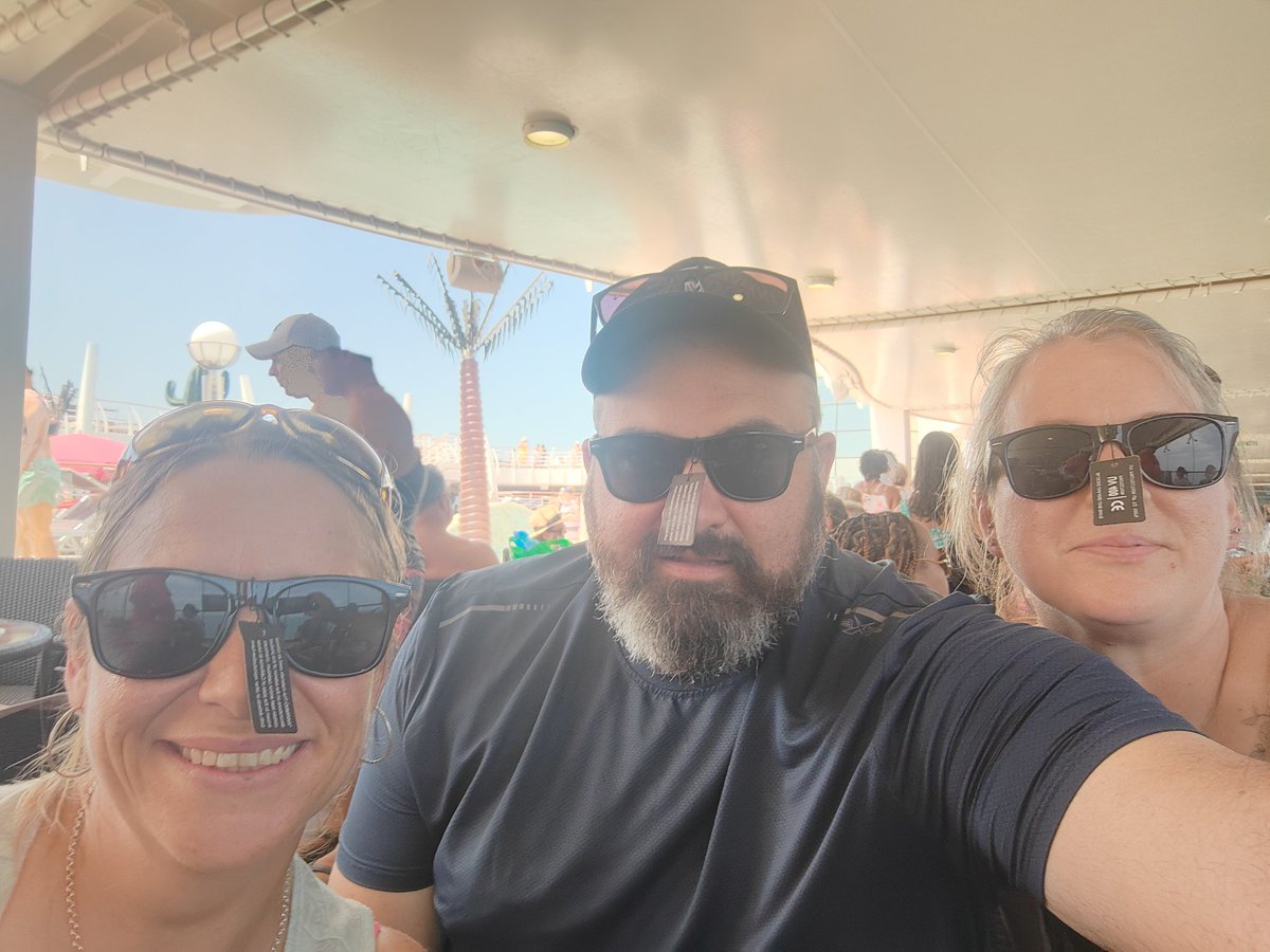 #supersokkie <a href="/maroelamedia/">Maroela Media</a> oë en neusbeskerming