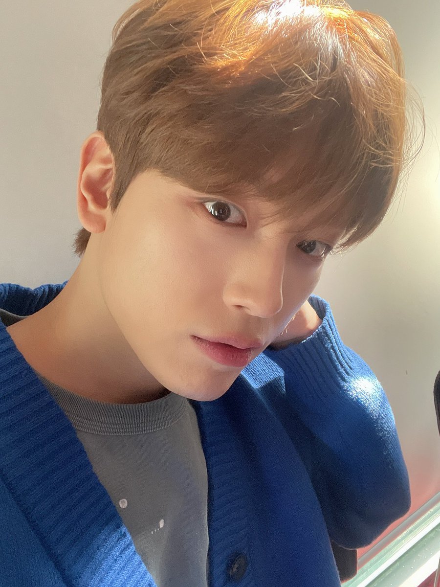 Band_W24hours's tweet photo. [W24] 20240309 24/7 BLUE

[#Howon] 6년 함께 해주셔서 감사해여 EVERY 💜 W24
[#Jonggil] 오늘도 재밌었지요?! Navy때 또 만나요 고마워 ❤️
[#Yunsoo] 라라라 라라 라라라 널 좋아 한다고~~
60주년도 가치하장

#w24 #247Concert #BLUE #seoul #Club_Onair
#클럽온에어 https://t.co/d2aRafdzXU