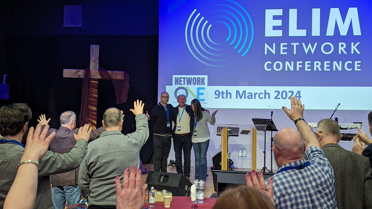 YPRobbieP's tweet photo. So great to be with @elimpentecostal Network leaders and have the opportunity to pray for the new GS @markpugh as he and Nita step into their new - but already formed in the Spirit - role.  #NetworkOne #NewSeason https://t.co/byTvbn097f
