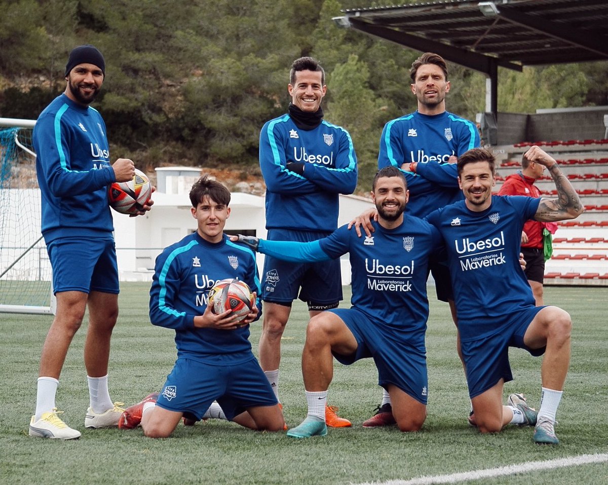 😏😎😆

#UnPobleUnEquip 🧡 | #PassióTaronja