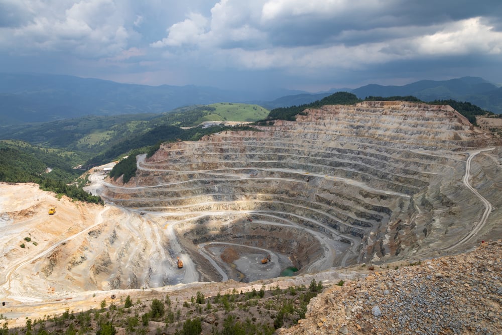 Great news for Romania: the state won an international arbitration case against Canadian multinational Gabriel Resources, which wanted compensation after its plan to open the biggest European open cast gold mine at the now UNESCO heritage site Rosia Montana failed