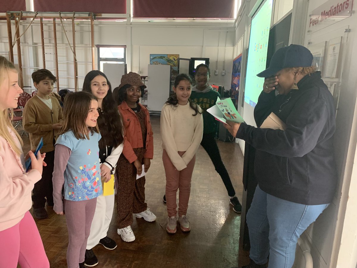 HerbMorrPriSch's tweet photo. πΆβ¨ Sending a harmonious 'Thank You' to @missarnetthmps and Mr Paulπ π€π The sweet melodies of gratitude are in the air, and we hope our musical cards, chocolates of thanks and kind words melt your heart as much as your dedicated time and music melted ours! ππ΅ #GratefulNotes https://t.co/qgi9vtcXMi