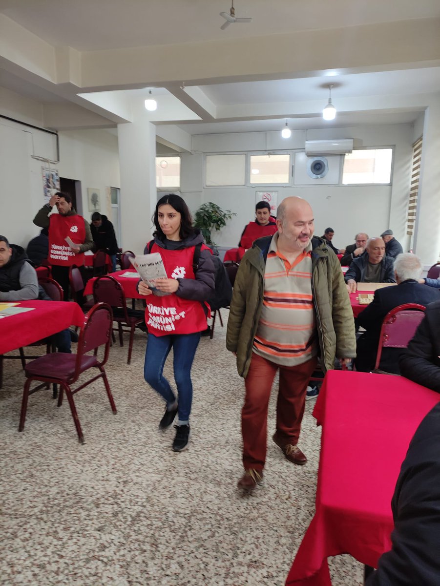 bursatkp's tweet photo. Kestel belediye başkan adayımız Barış Erakkuş #Kale mahallesindeydi. Ranta kurban edilen Kestel’de halkın sesini yükseltiyoruz. #OylarTKPye! https://t.co/Hr5uQFmIMW