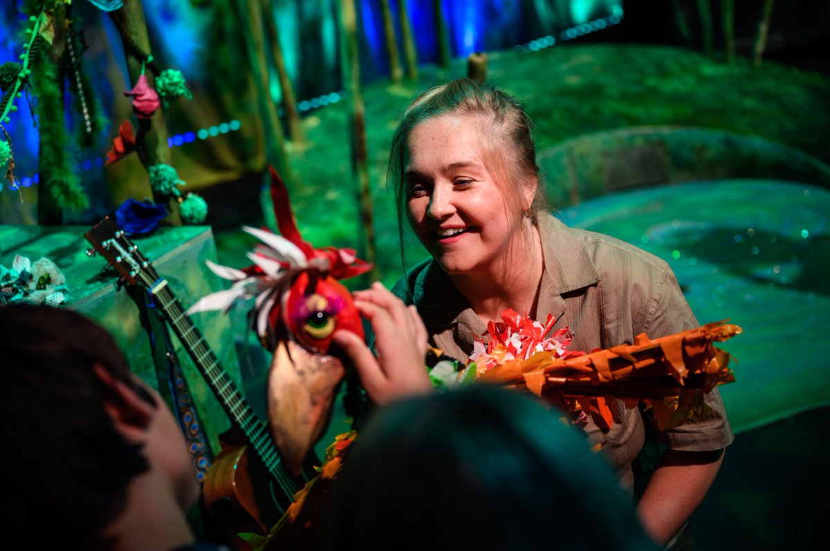 This is your last chance to apply for our Assistant Producer/Support Worker, Dramaturg, Lyricist/Composer and a Production Designer/Costume Maker roles on our new sensory pantomime, Sensory Cinders.

More information: concreteyouth.co.uk/about-us/jobs-…. 

Deadline: Tomorrow! ⭐️👌