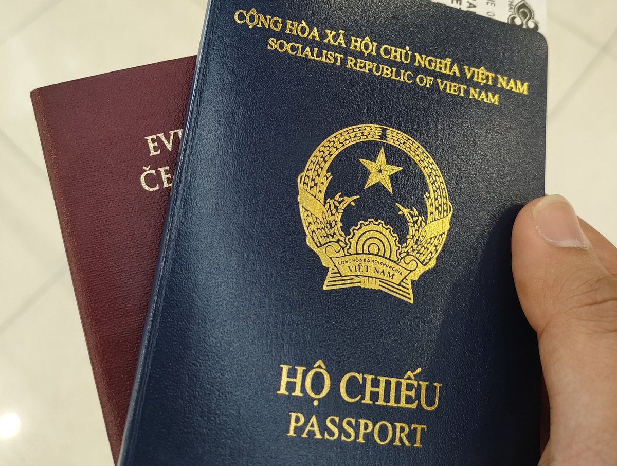 Viet Tran tweet media