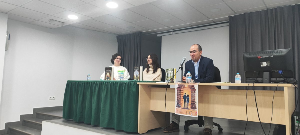 Empezamos "Viaje al pasado" en <a href="/Edeo_/">Encuentro de Escritores y Escritoras en Olivares</a>