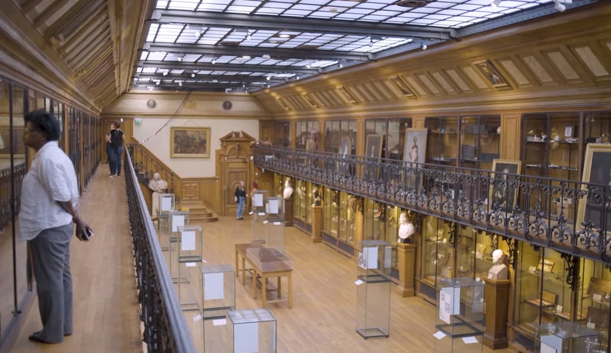Dans la série "Lieux de science", découvrez l'épisode "Musées de science : les savoirs en partage" de l'émission <a href="/grand_labo/">Grand Labo</a>, et sa partie dédiée aux coulisses du Musée d'Histoire de la Médecine, situé au siège d'<a href="/univ_paris_cite/">Université Paris Cité</a> ! 🎥➡ youtu.be/-ZVEZm6qEa0?si…