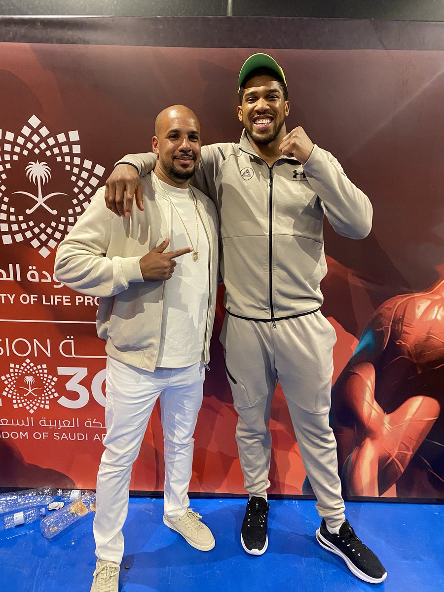 Liam Fowler tweet media