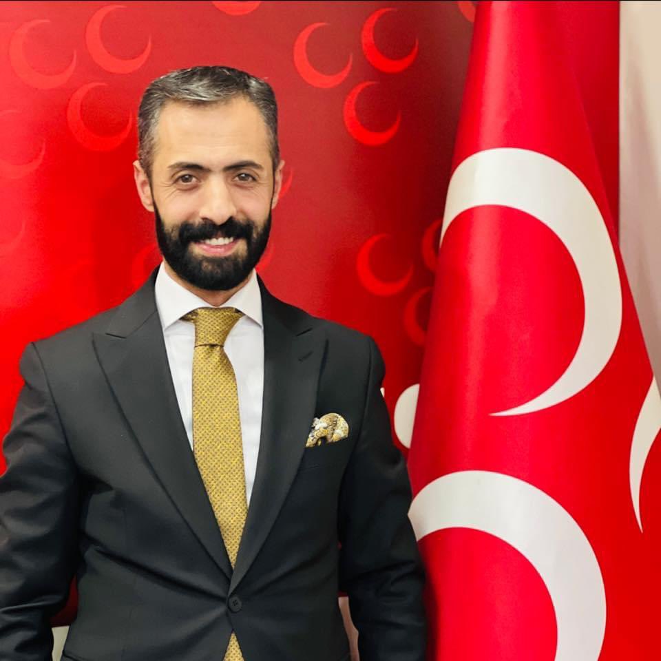 orkuncizmeli's tweet photo. Gardaşım, dostum, meslektaşım Mehmet Musa Çakır, Erzurum Gazeteciler Cemiyeti’nin başkanlığına seçilmiştir. Kendisini tebrik ediyor, görevinde başarılar diliyorum… @yenigunmedya https://t.co/oV86LekhXP
