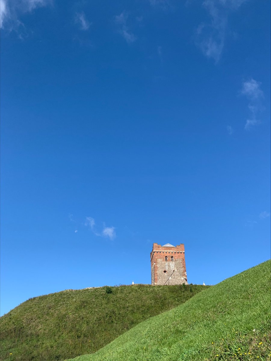 #NationalLotteryOpenWeek @EHdovercastle and we have blue skies. @PWRR_Museum we have a kids trail and fancy dress to keep the children busy. @kidsinmuseums @VisitKent @VisitDover