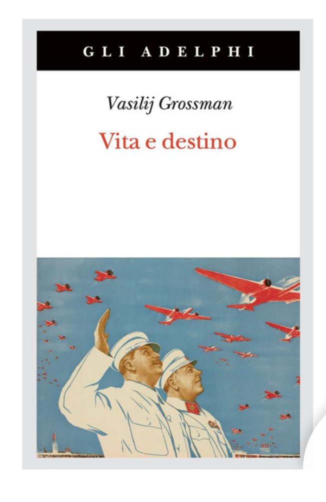 AlbertoDAmico's tweet photo. @Poesiaitalia Il primo libro di Grossman il cui manoscritto fu fatto uscire di nascosto dall'URSS. Un libro contro tutte le dittature. Bellissimo. https://t.co/DighUCNsLj