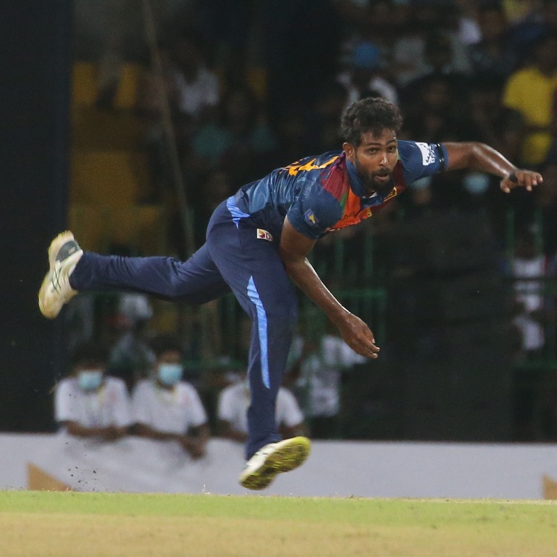 cricinfo's tweet photo. Shanto ❌
Hridoy ❌
Mahmudullah ❌

HAT-TRICK FOR NUWAN THUSHARA! 🔥 #SLvBAN