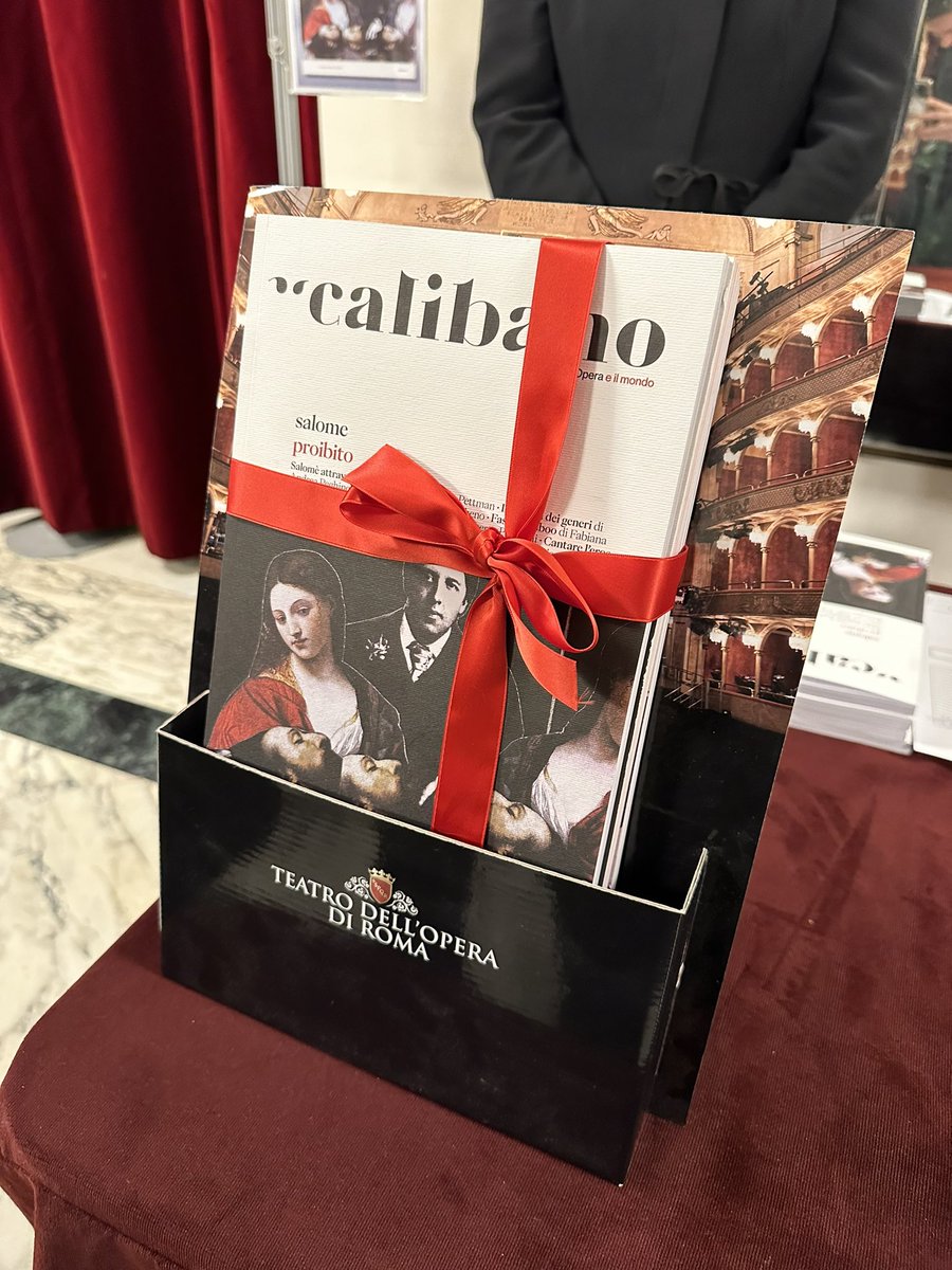 Il numero 3 della nostra rivista “Calibano”, che a partire da Salome esplora il tema del Proibito in tutte le sue declinazioni politiche, estetiche e linguistiche, è già disponibile in Teatro, e dal 21 marzo sarà acquistabile in tantissime librerie italiane 📕
