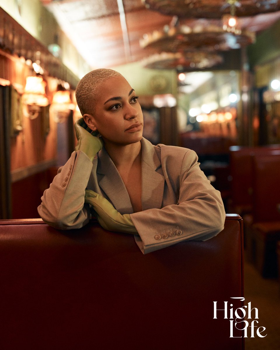 Last month we was very lucky to have Cush Jumbo pop in the Rivoli for a photoshoot. If you would like to ready the interview (link below) just fab images aren’t they 💃bahighlife.com/stories/origin…