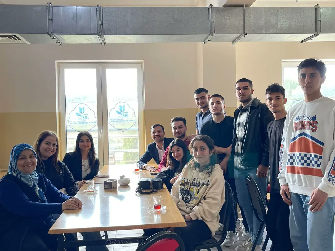 FatihSonmezlerr's tweet image. 📍 Bahtiyar Vahapzade Sosyal Bilimler Anadolu Lisesi 

 Ülkü Ocakları Adana İl Başkanımız Cem TUTSOY&apos;un Talimatları Doğrultusunda Okul Ziyaretlerimiz Devam Ediyor. 
#Ferman Başbuğun Liseler BİZİMDİR 🇹🇷🇹🇷🤘
@CemTutsoy