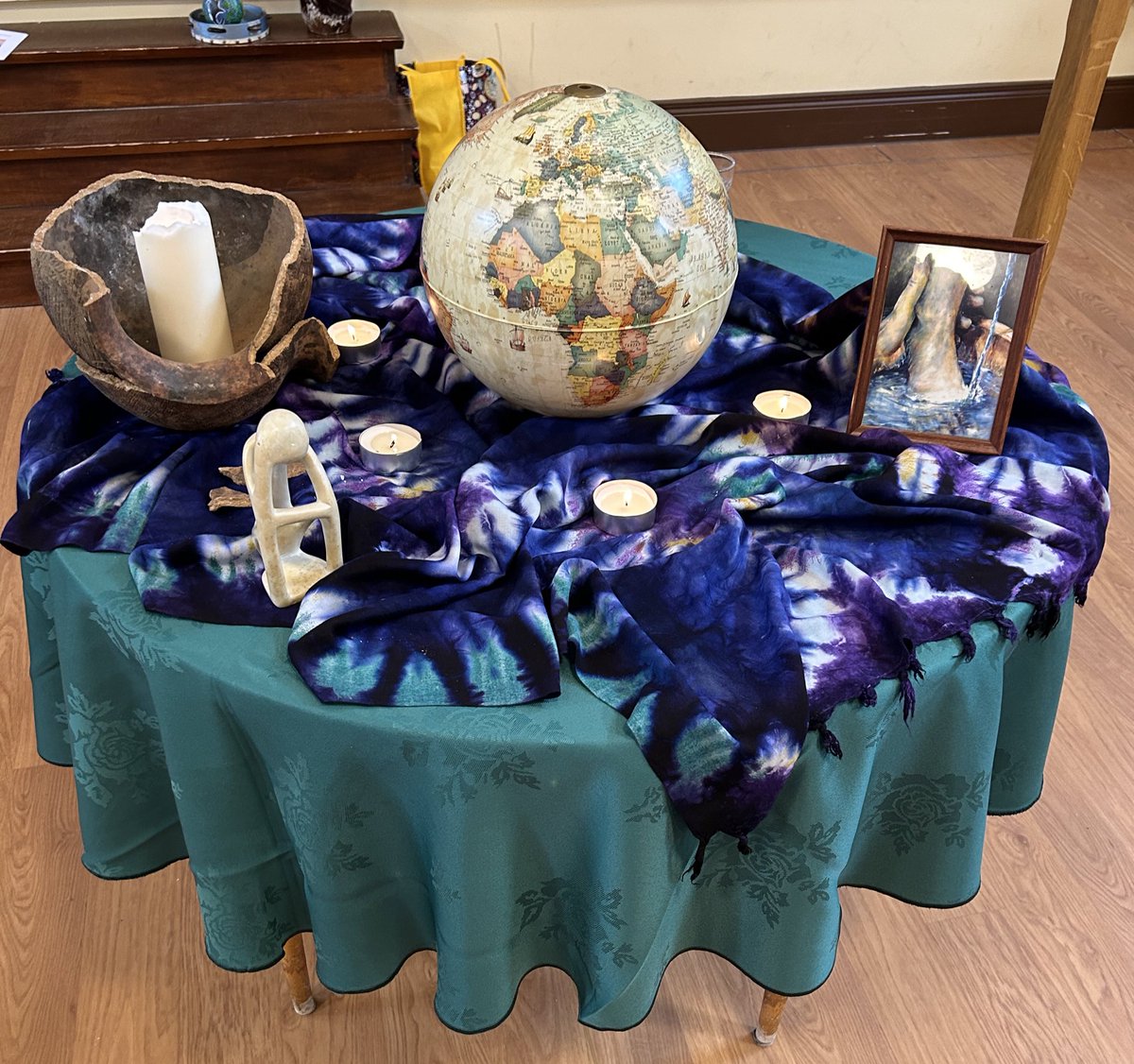 KnittingNun's tweet image. At day of reflection for Religious in the Diocese. @SalfordDiocese #NunsofTwitter #BrovsfTwitter.