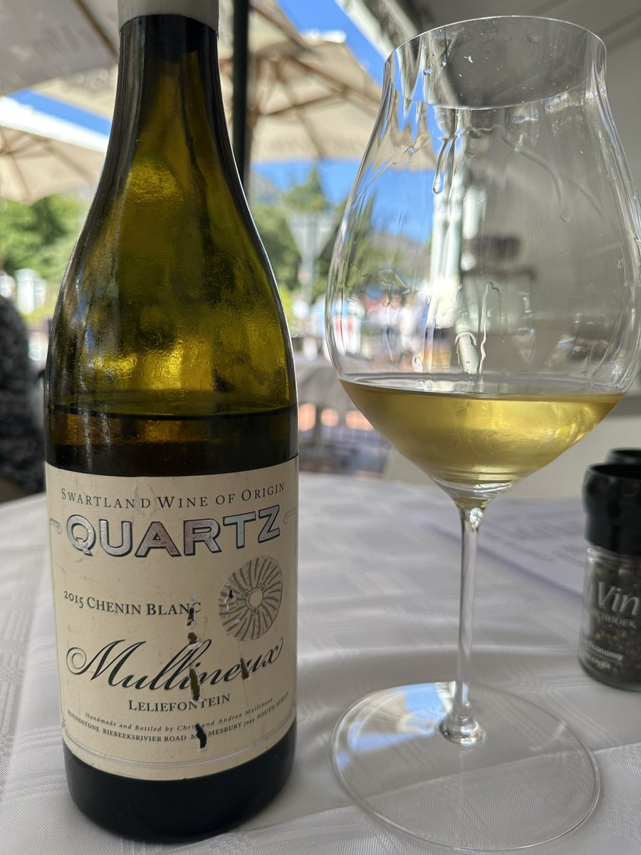 Absolutely fantastic wine list at Cafe du Vin in Franschoek. South African and global in equal measure. Went for this @MullineuxWines 2015 Quartz Chenin which is evolving rapidly in the glass. A hint of petrol (nicer than it sounds), sage, pine nut, tropical fruit. Amazing.