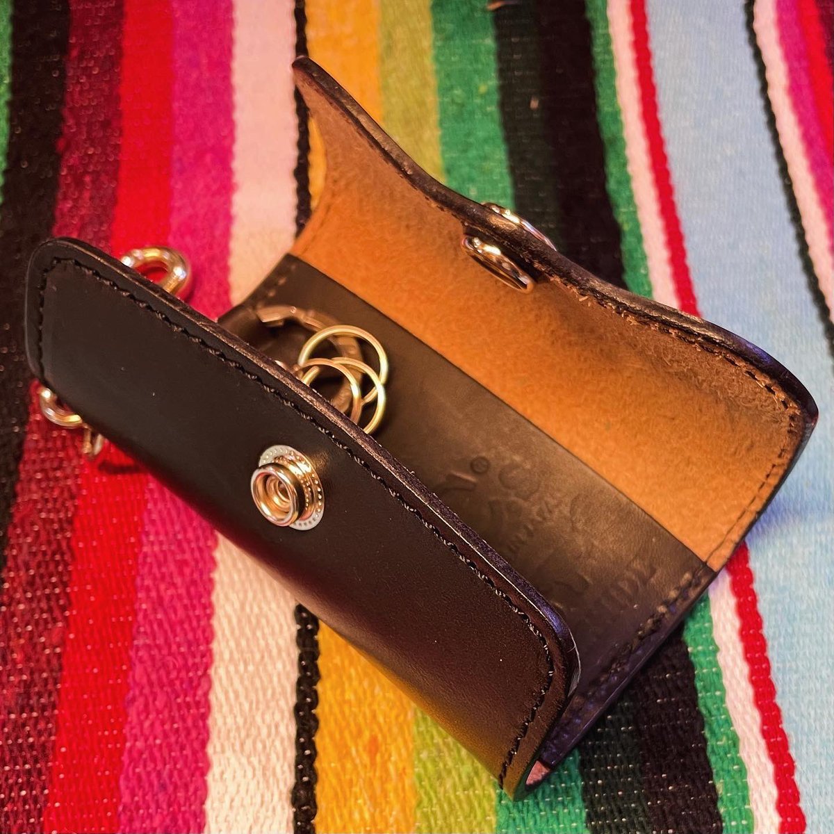 horizon_t's tweet image. New item

✴︎-KC'S-✴︎

・キーケース バンキング プレート

・カラー

・タン-ブラック-ダークブラウン

・￥4,400-(tax in)

 #kcs  #keycase  #tan  #black  #brown  #accessory  #horizon  #horizontachikawa  #tachikawa  #ケーシーズ  #キーケース🔑  #タン  #ブラック  #ブラウン