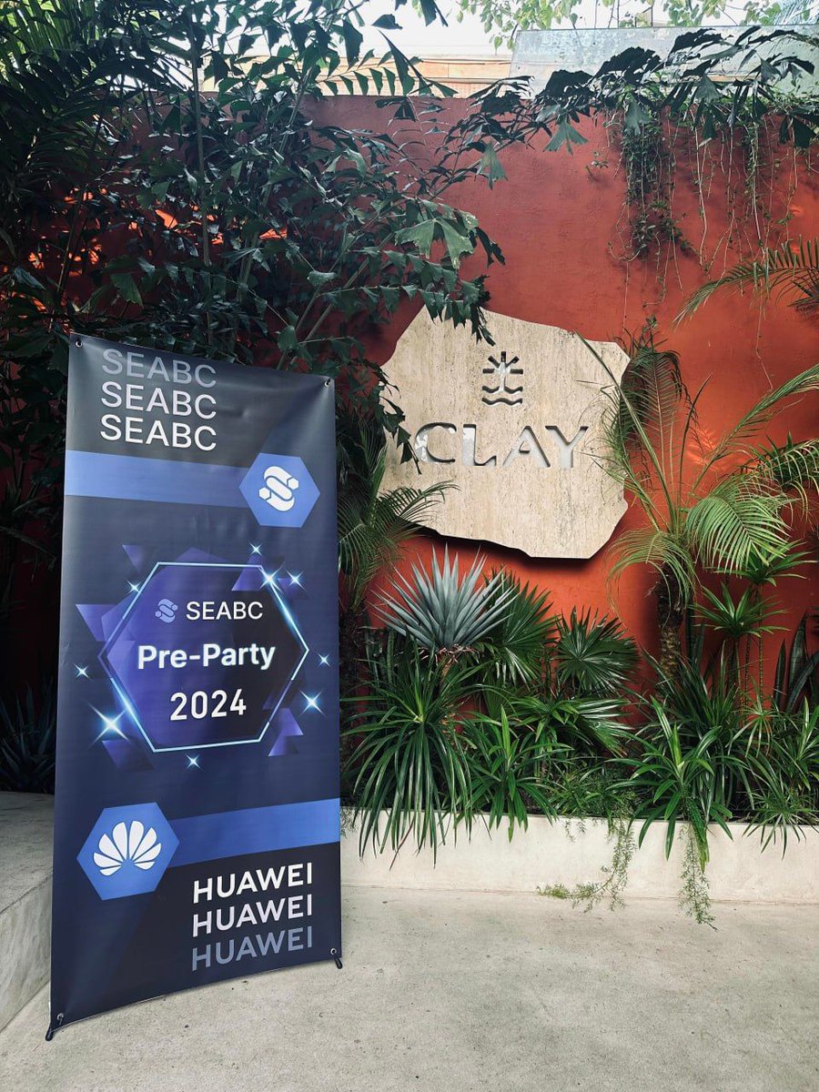 Gate's tweet photo. 🚀 Gate Web3 teams up with Huawei Cloud for an exclusive pre-party, launching SEABC 2024.
Party starting soon! Guests welcomed to a vibrant reception with photo ops and refreshments, anticipating a night of networking and celebration! 🎉🥳
#GateWeb3 #SEABC #Huawei https://t.co/nw7v6uP3JG