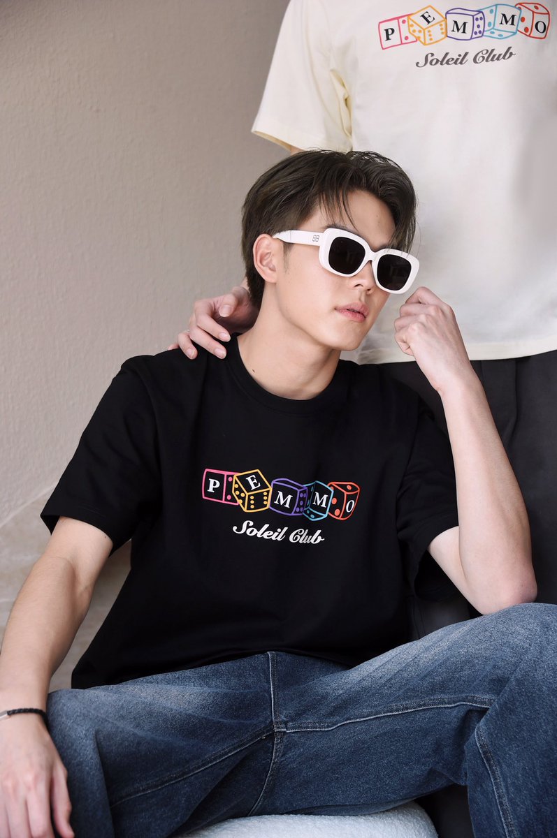 Pre-order Soleil club oversized t-shirt (dice delight) Color: black, cream, baby pink Size: S, M, L, XL Price: 950.- Pre-order period (Limited quantity) starts March 13 at 6.00 P.M. until March 24, 2024 at 11.59 P.M. via Line shopping: pemmo.official #soleilclub #pemmo