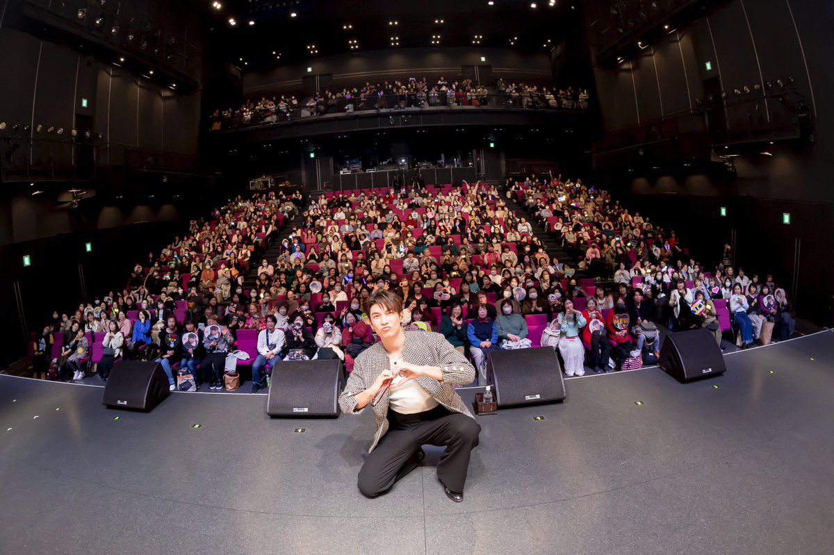 Mew 4th Fanmeeting in Japan tweet media