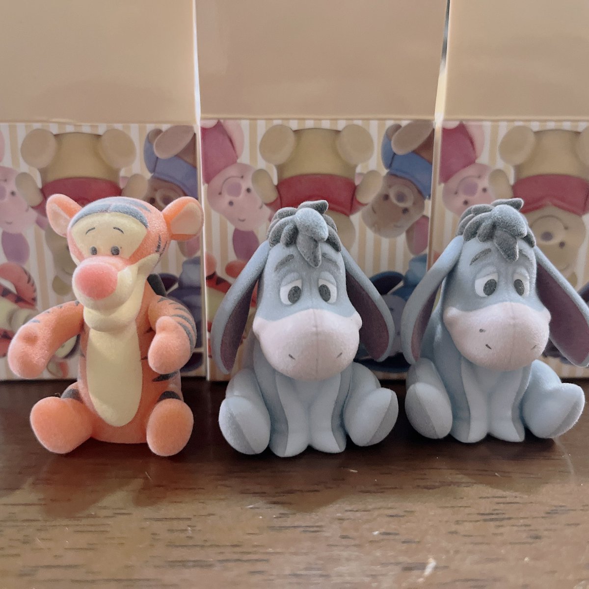 m13813199's tweet photo. 【交換】ディズニーキャラクター　ディズニーストア　指人形 くまのプーさん Winnie the Pooh

譲：ティガー1、イーヨー2
求：プーさん1、ルー1 >>> 定価＋送料

郵送での交換または17日、23日名古屋手渡し(時間要相談)
複数提供可能です
検索からでもお気軽にどうぞ https://t.co/CwYX8uuOTa