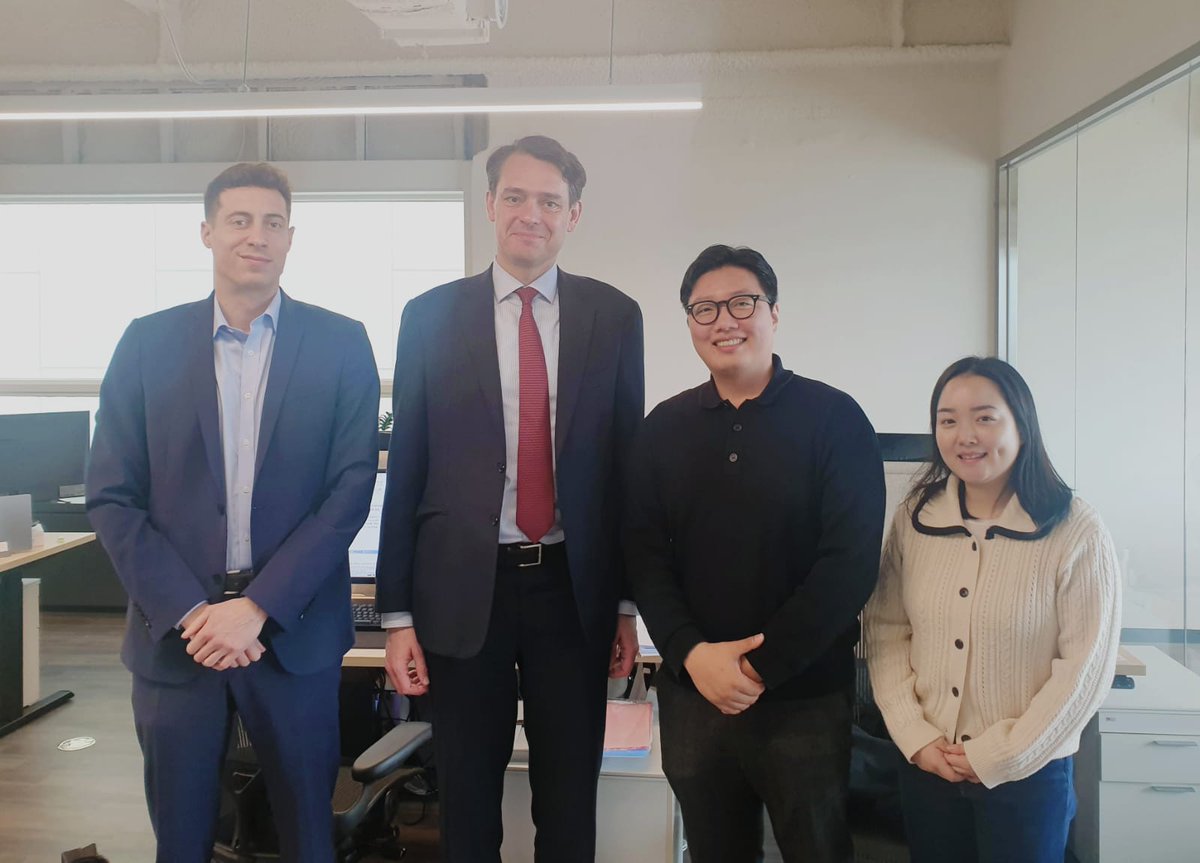 Ambassador-designate Jacques Flies and the #Luxembourg Embassy visit Safe AI, a Korean company selected in the #Fit4Start acceleration program dedicated to high-potential startups in Luxembourg.