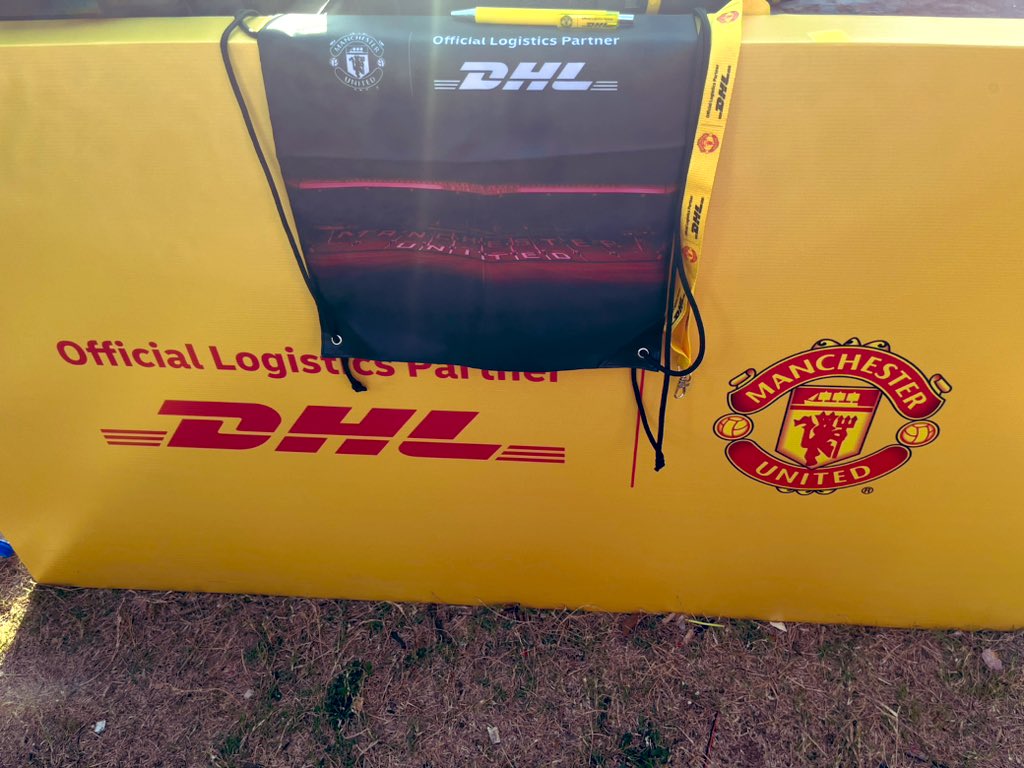 StretfordD3vils's tweet photo. HEAD in to the @DHLExpressIndia booth and participate for a chance to win some merch!
#DHLEXPRESSINDIA @DHLExpressIndia https://t.co/OCGIO2iBNV