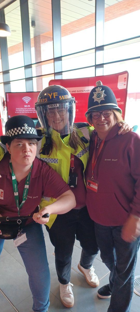 StaffsUniPolice's tweet photo. The event organisers love to dress up ! https://t.co/KBku9LcgNm